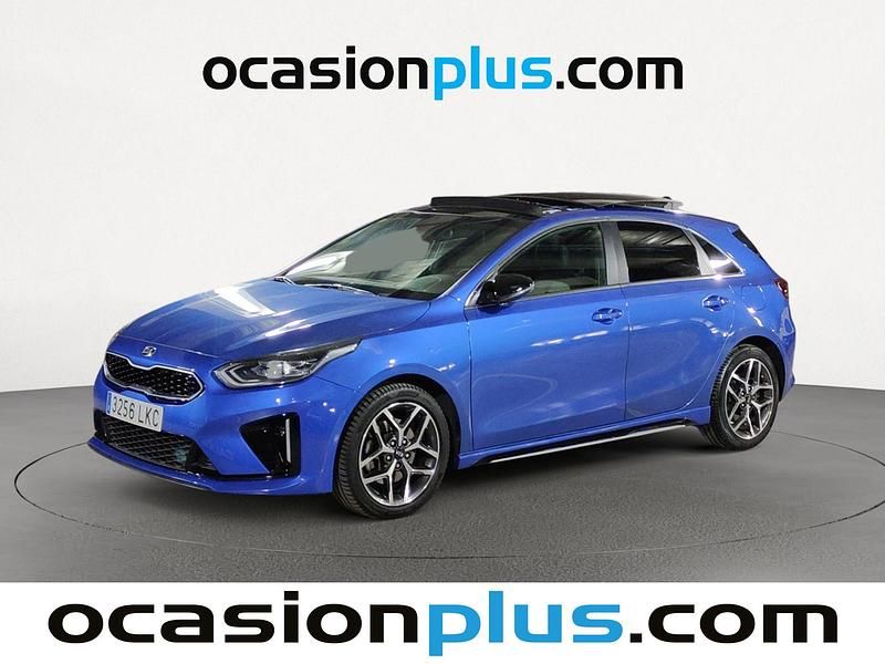 Azul Usado 2020 Kia Ceed GT GT-Line Utilitario | 19.000 € (Caro) - Imagen 1/4