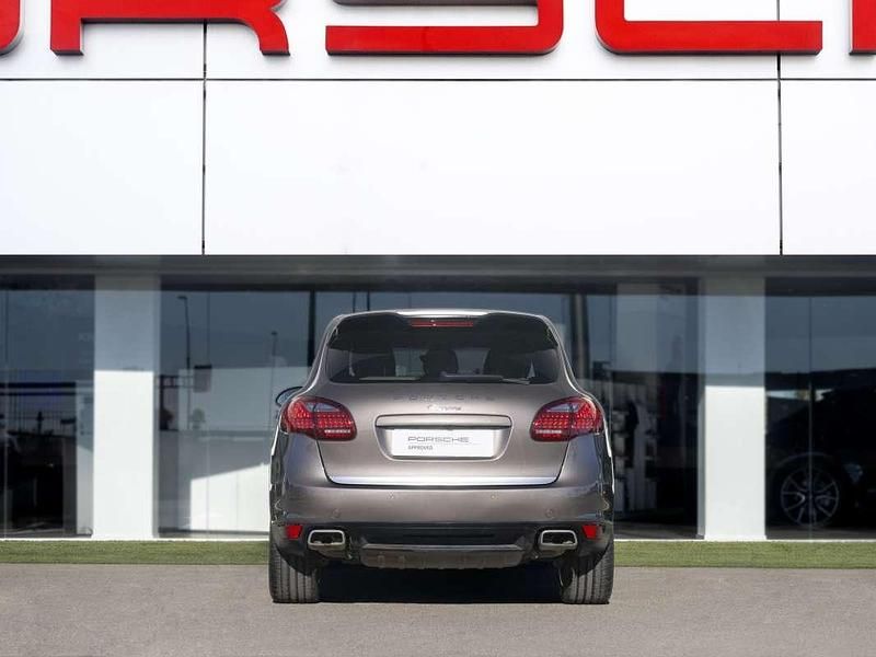 Usado Porsche Cayenne 245 CV (180 kW) 2011 Marrón SUV