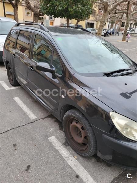 Negro Usado 2003 Peugeot 307 Familiar | 1700 € (Precio justo) - Imagen 1/4
