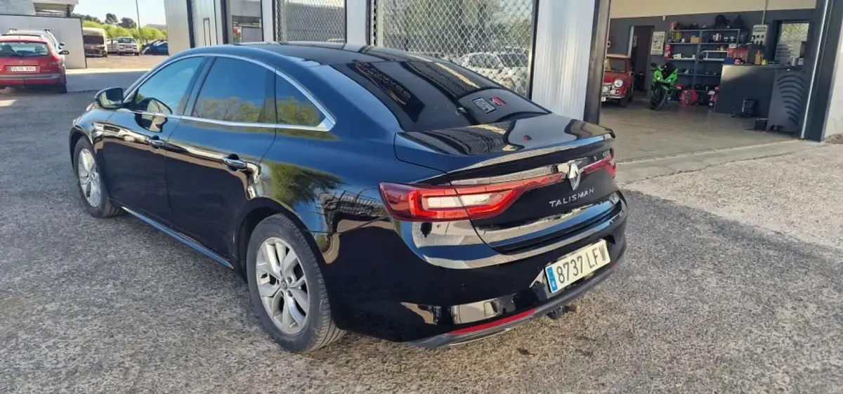 Usado Renault Talisman 150 CV (110 kW) 2020 Negro Familiar