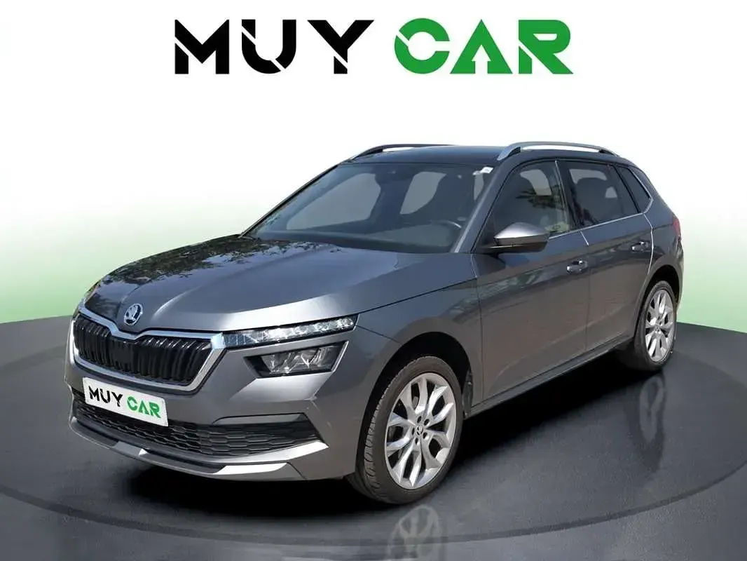 Usado Skoda Kamiq Ambition 110 CV (80 kW) 2023 Blanco SUV