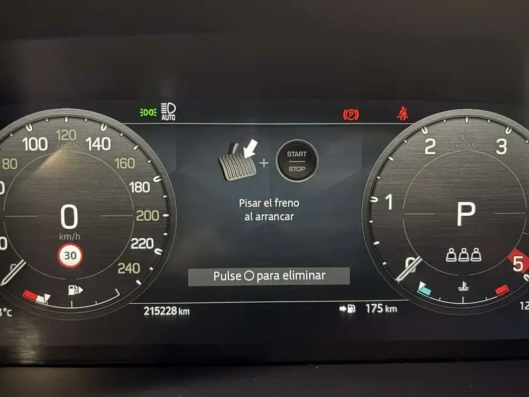 Usado Land Rover Defender SE 249 CV (183 kW) 2022 Verde SUV