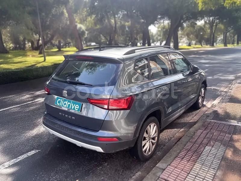 Usado Seat Ateca Style 150 CV (110 kW) 2019 Gris / plata SUV