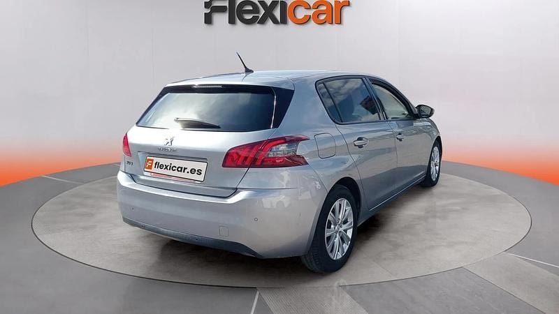 Usado Peugeot 308 Style 131 CV (96 kW) 2020 Gris Berlina