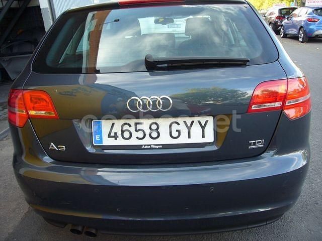 Usado Audi A3 Ambition 140 CV (102 kW) 2010 Beige Utilitario