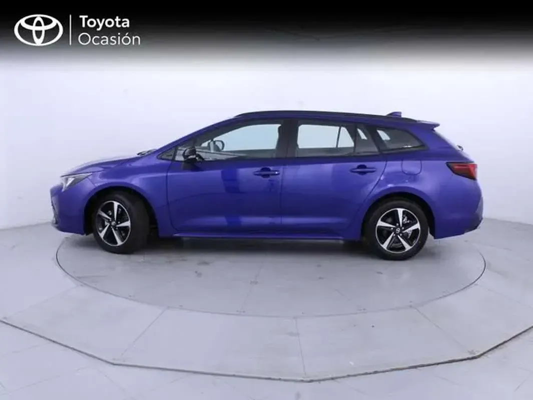 Usado Toyota Corolla Active 140 CV (102 kW) 2026 Azul Familiar