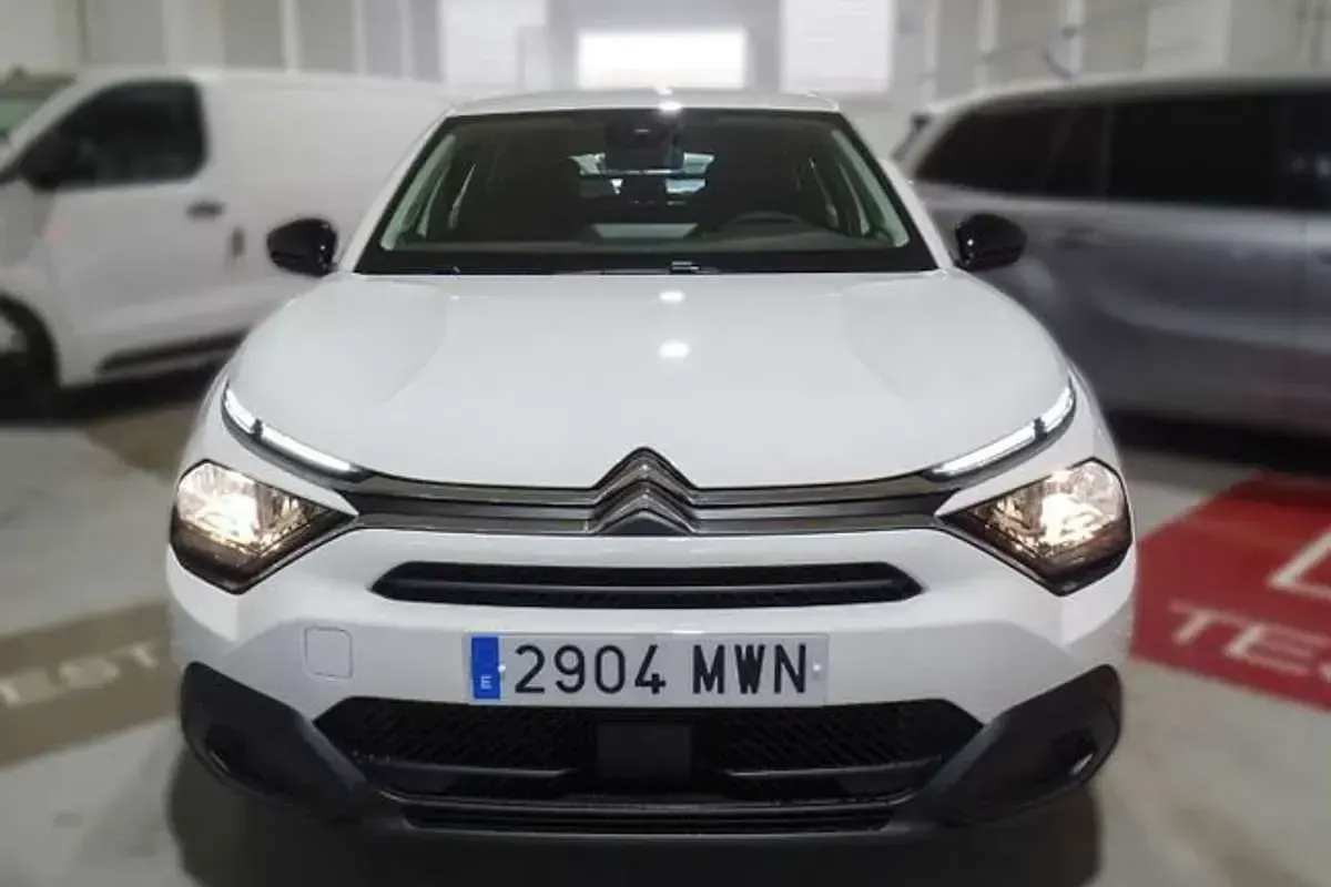 Usado Citroën C4 101 CV (74 kW) 2024 Blanco SUV