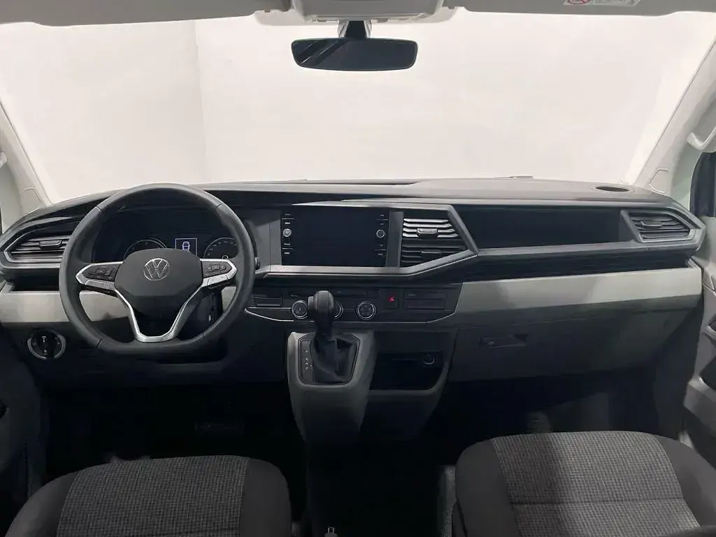 Usado VW T7 150 CV (110 kW) 2024 Gris Van