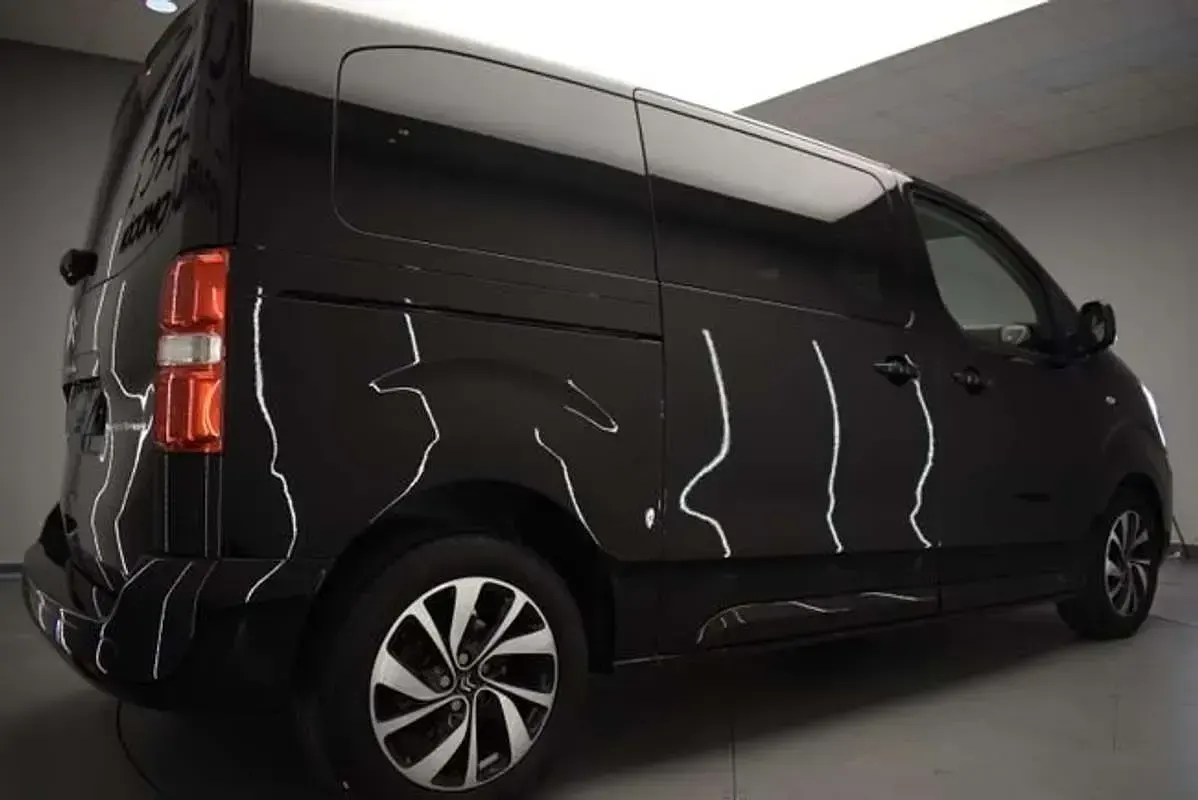 Usado Citroën Spacetourer Feel 120 CV (88 kW) 2019 Azul Monovolumen