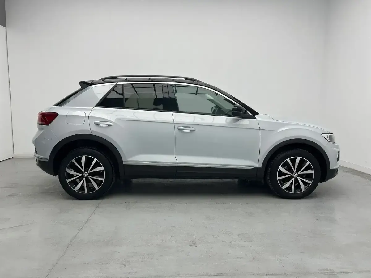 Usado VW T-Roc Advance 116 CV (85 kW) 2019 Blanco SUV