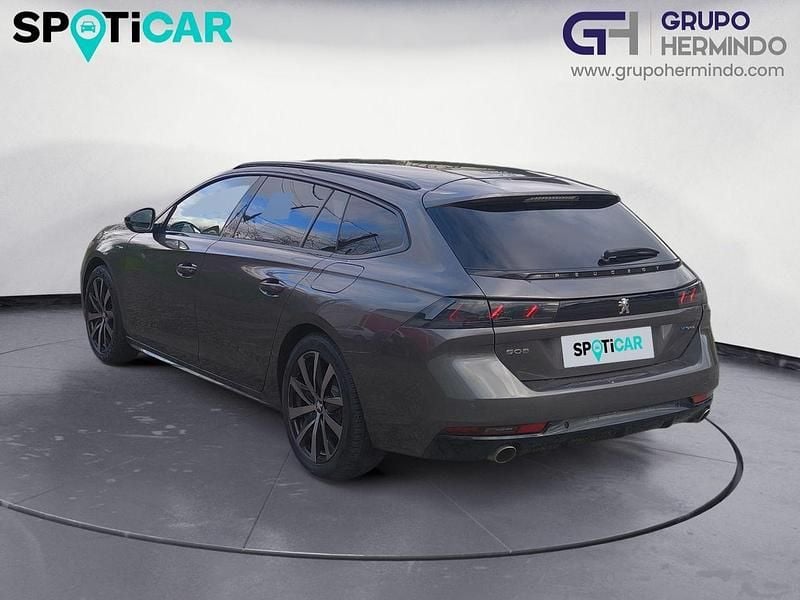 Usado Peugeot 508 SW GT-line 225 CV (165 kW) 2020 Gris / plata Familiar