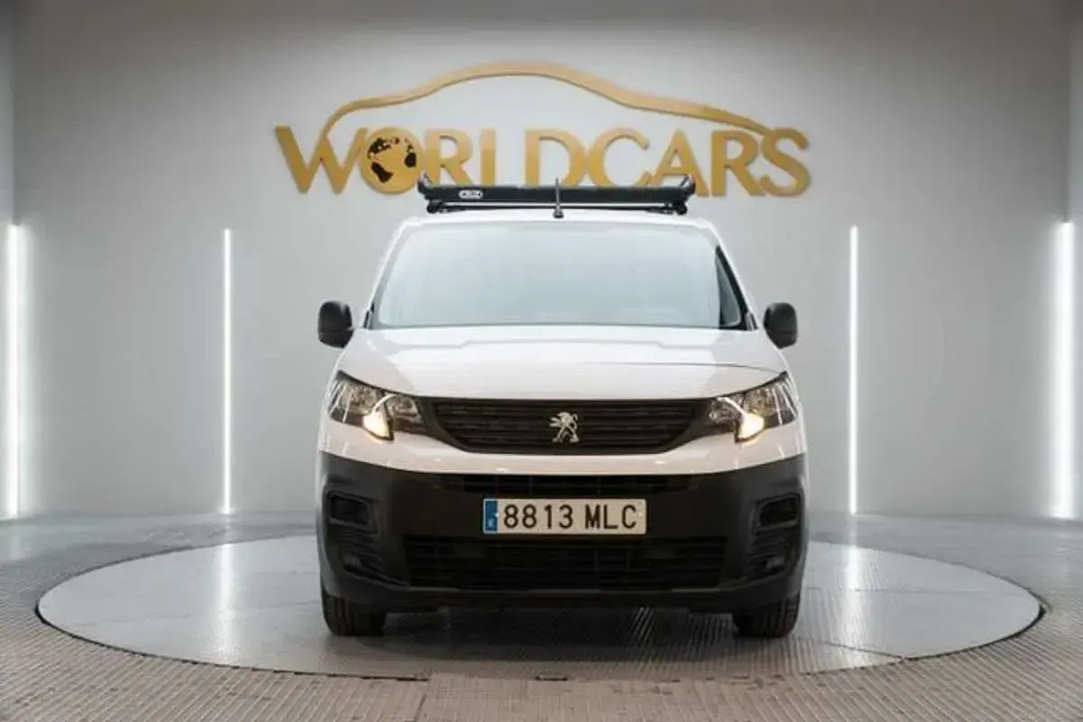 Usado Peugeot Partner 101 CV (74 kW) 2023 Blanco Monovolumen