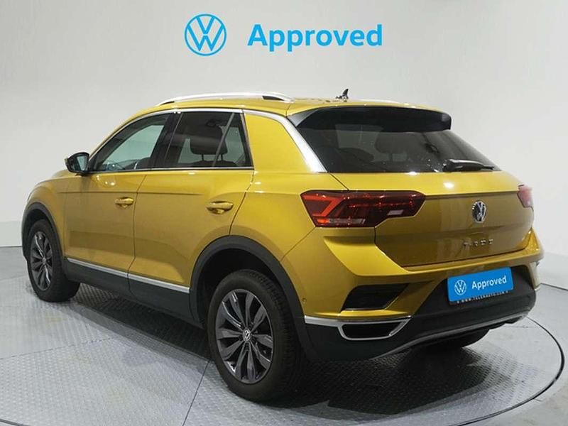 Usado VW T-Roc Sport 150 CV (110 kW) 2019 Amarillo SUV