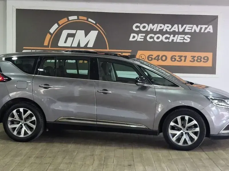 Usado Renault Espace Zen 160 CV (117 kW) 2016 Gris / plata Monovolumen