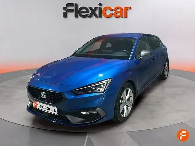 Usado Seat Leon FR 150 CV (110 kW) 2025 Azul Familiar