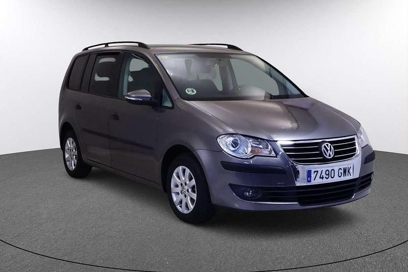 Usado VW Touran Edition 90 CV (66 kW) 2010 Gris Monovolumen