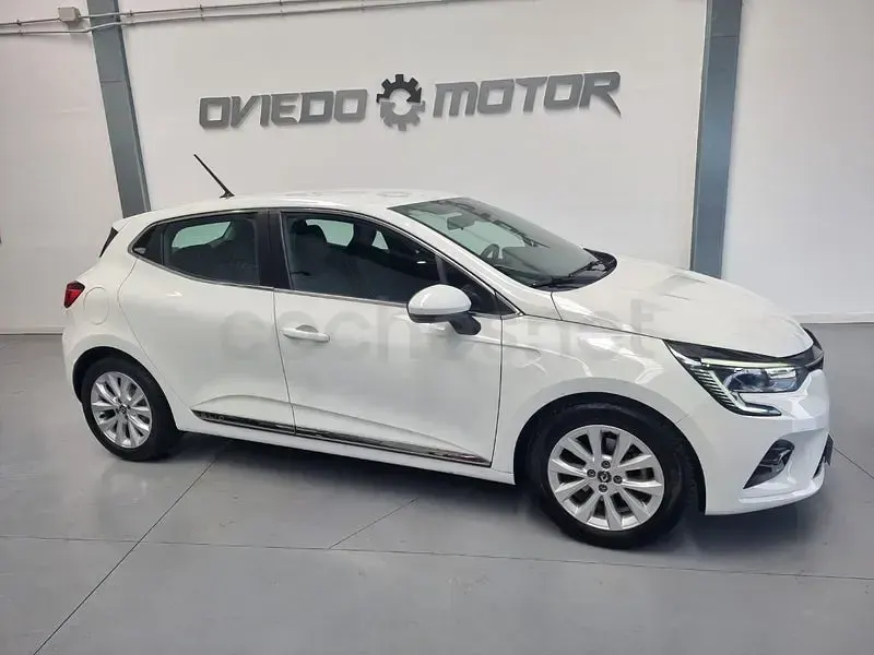 Usado Renault Clio V Zen 85 CV (62 kW) 2020 Blanco Berlina