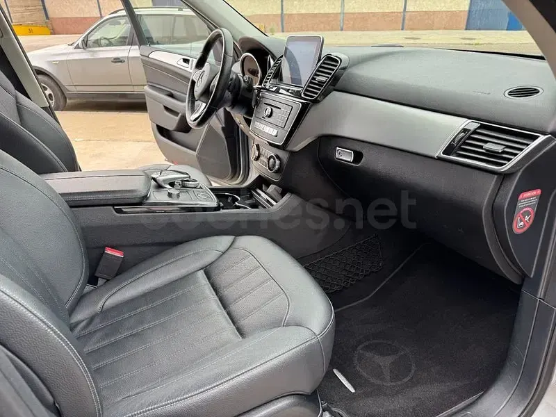 Usado Mercedes GLE250 204 CV (150 kW) 2016 Gris / plata SUV