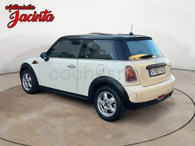 Usado Mini ONE 95 CV (69 kW) 2007 Beige Utilitario