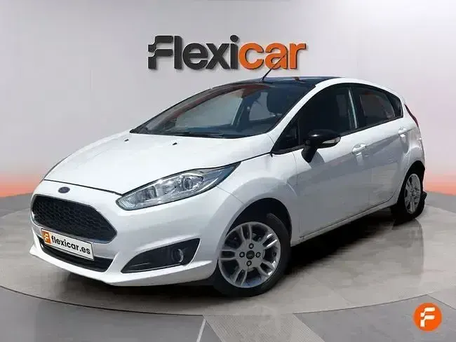 Usado Ford Fiesta Active 85 CV (62 kW) 2017 Blanco Utilitario