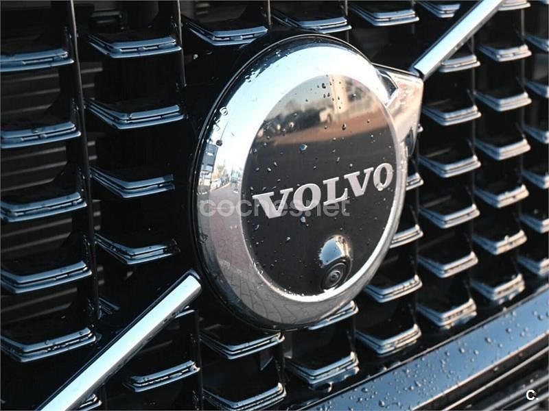 Usado Volvo XC60 Plus 197 CV (144 kW) 2023 Negro SUV