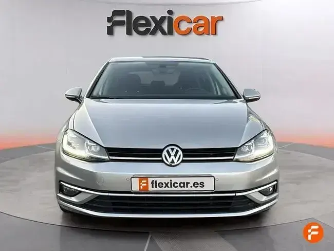 Usado VW Golf VII Advance 115 CV (84 kW) 2019 Gris Familiar