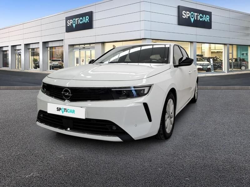Blanco Usado 2023 Opel Astra Edition Berlina | 17.100 € (Buen precio) - Imagen 1/4