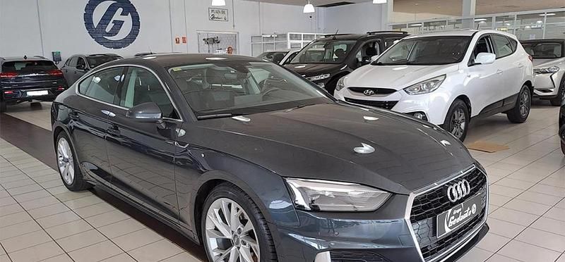 Gris Usado 2020 Audi A5 Sportback Advanced Utilitario | 26.720 € (Precio justo) - Imagen 1/4