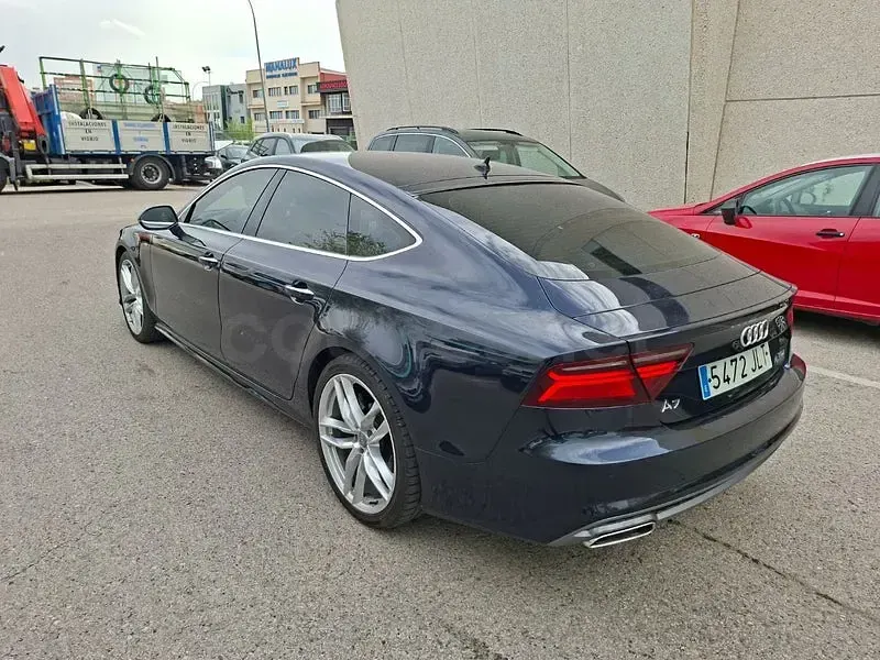 Usado Audi A7 Sportback S-Line 272 CV (200 kW) 2016 Azul Utilitario