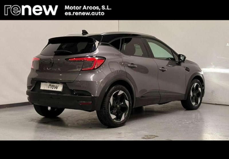 Usado Renault Captur Techno 101 CV (74 kW) 2025 Gris SUV