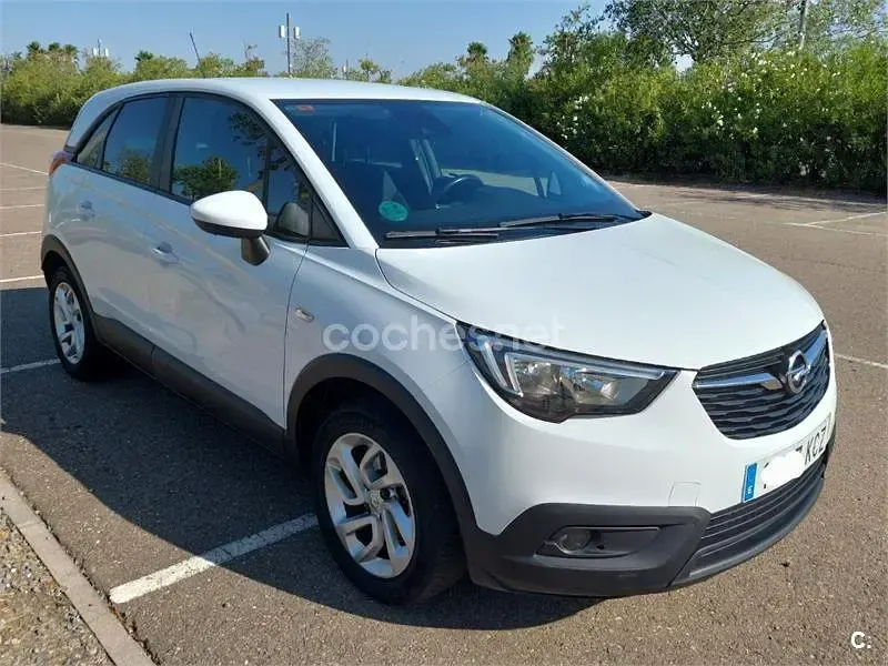 Usado Opel Crossland X Selective 110 CV (80 kW) 2017 Blanco SUV