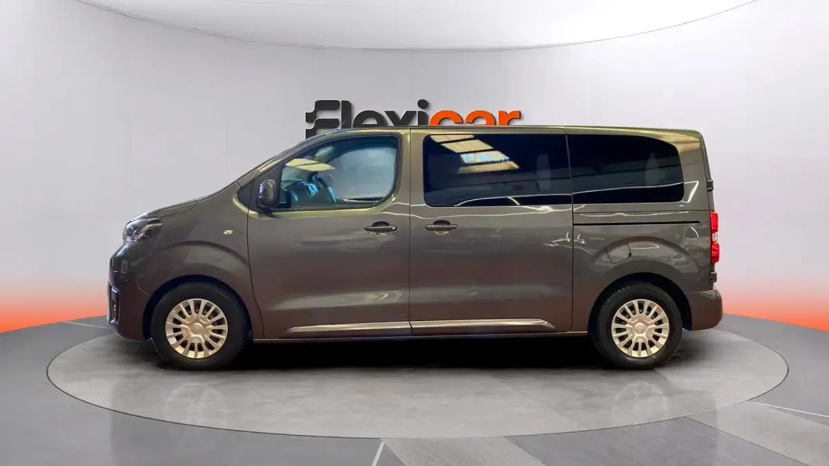 Usado Toyota Proace Verso 116 CV (85 kW) 2018 Gris Familiar