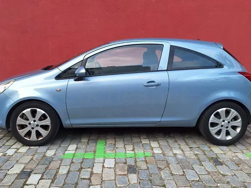 Usado Opel Corsa Enjoy 90 CV (66 kW) 2008 Azul Utilitario