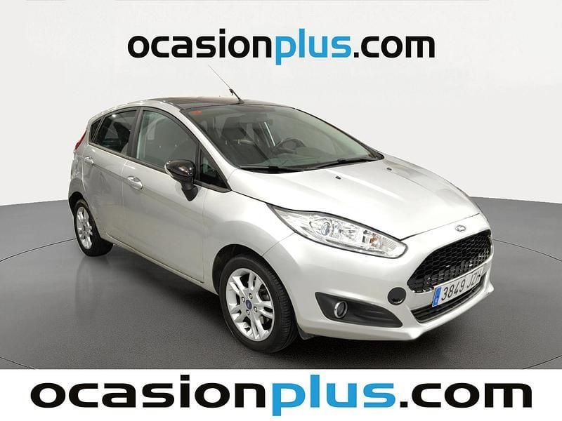 Usado Ford Fiesta Trend 82 CV (60 kW) 2017 Gris Berlina