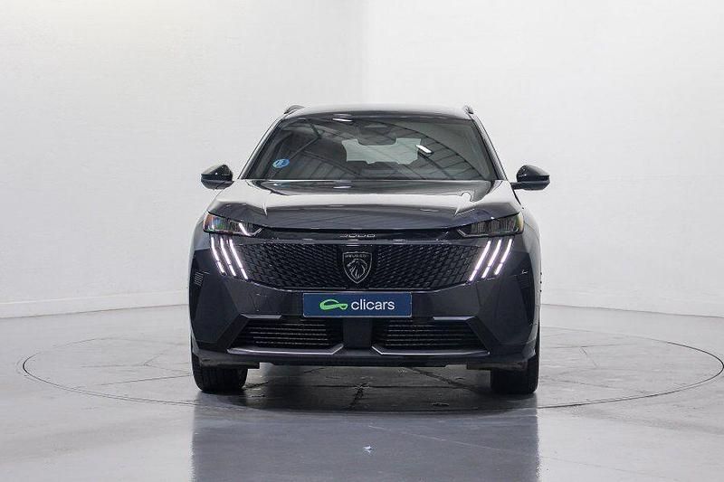 Usado Peugeot 5008 Allure 136 CV (100 kW) 2025 Gris SUV