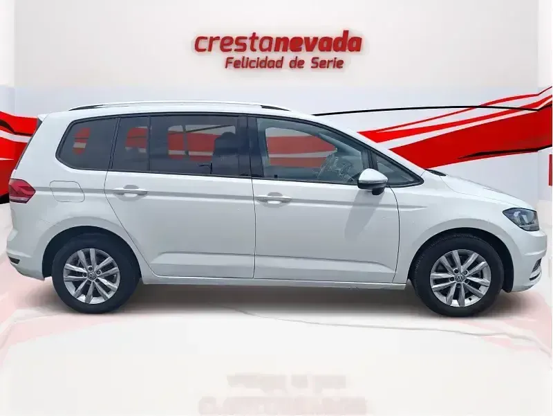 Usado VW Touran Advance 116 CV (85 kW) 2018 Blanco Monovolumen
