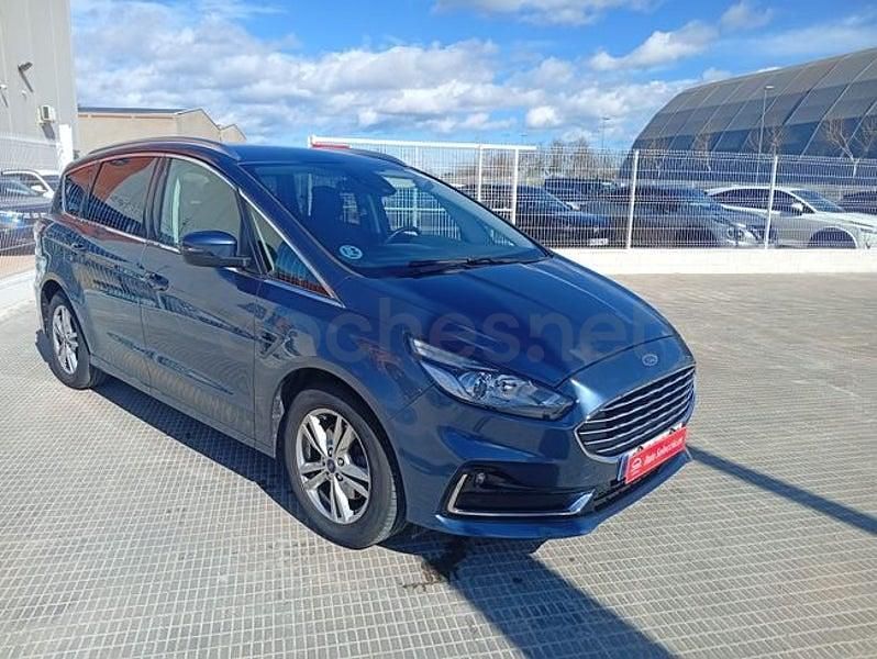 Usado Ford S-MAX Titanium 150 CV (110 kW) 2021 Azul Monovolumen