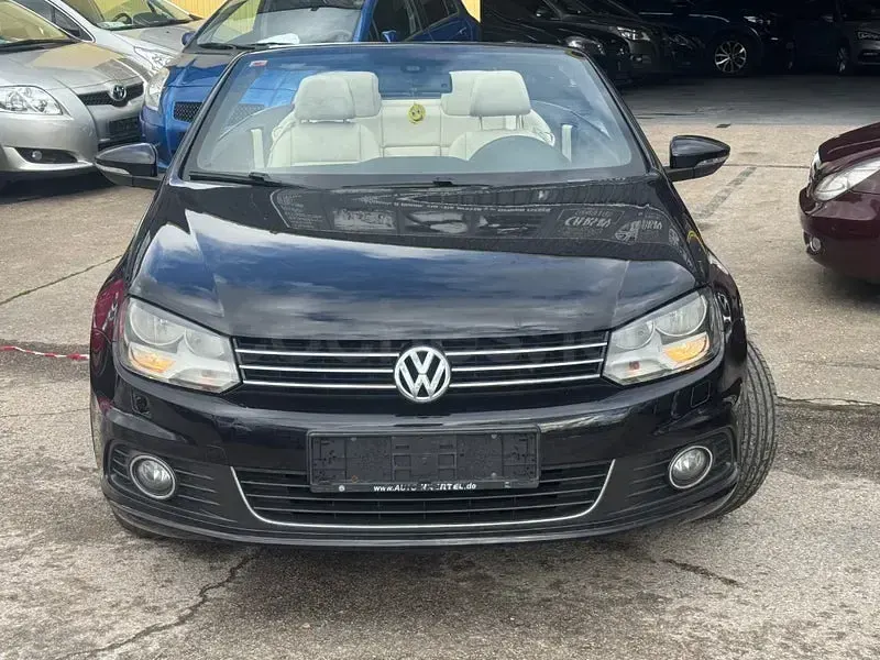 Usado VW Eos Sport 160 CV (117 kW) 2013 Negro Descapotable