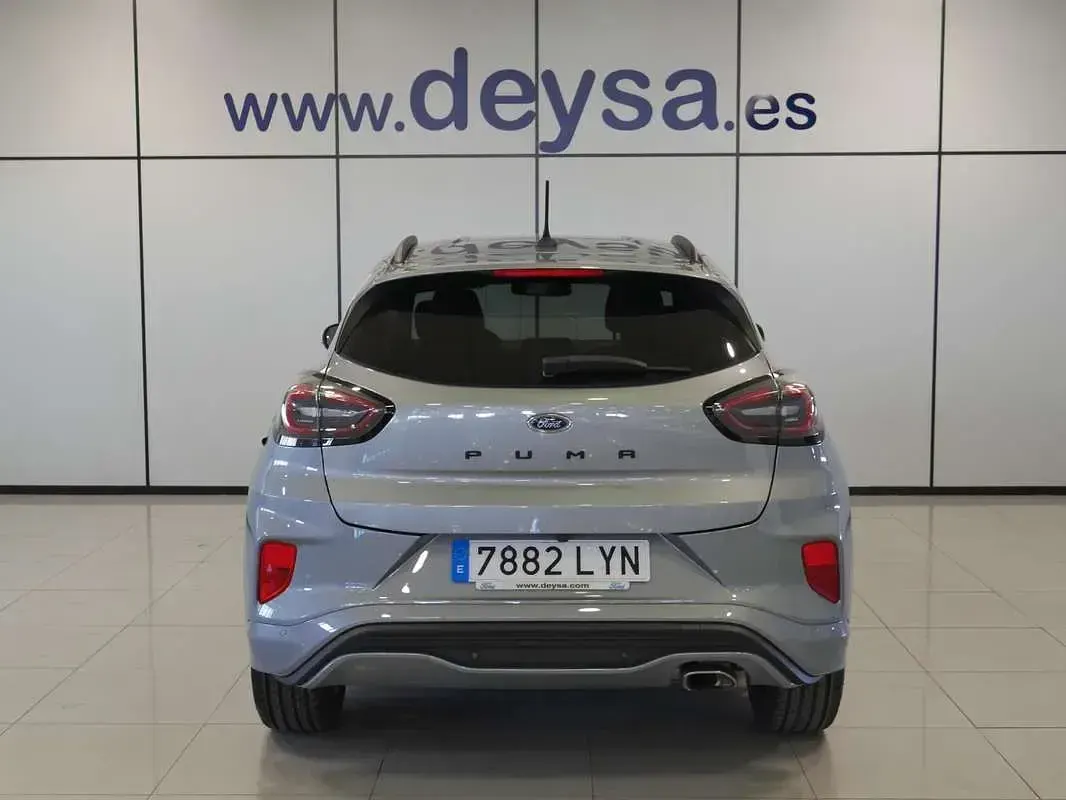 Usado Ford Puma ST-Line 120 CV (88 kW) 2022 Plateado SUV