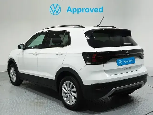 Usado VW T-Cross Advance 110 CV (80 kW) 2023 Blanco SUV