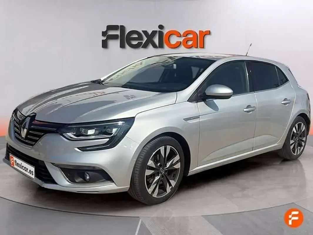 Usado Renault Mégane IV Zen 116 CV (85 kW) 2019 Gris Utilitario