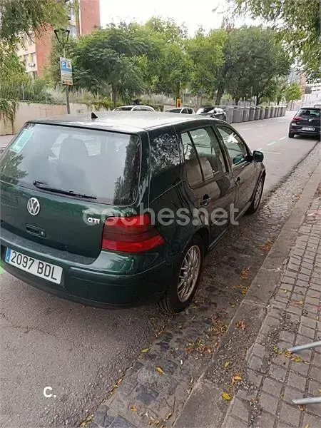 Usado VW Golf IV GTI 150 CV (110 kW) 2000 Verde Berlina