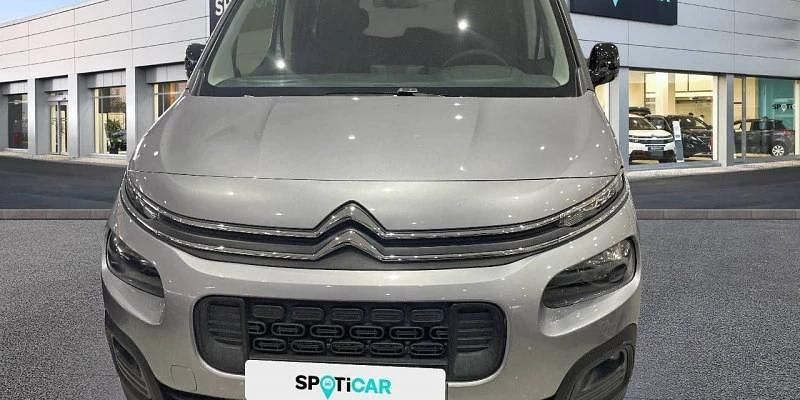 Usado Citroën Berlingo 102 CV (75 kW) 2022 Gris Monovolumen