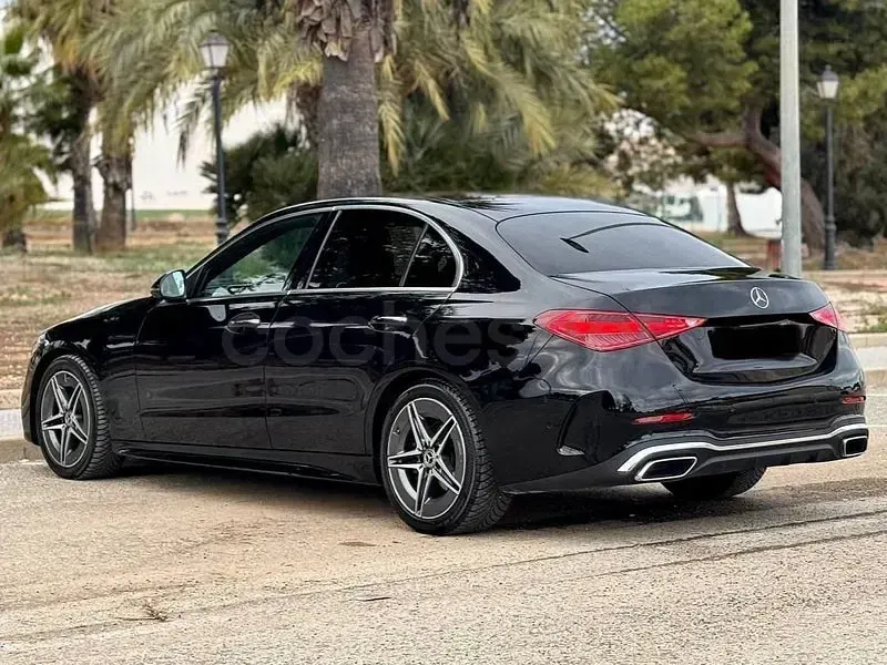 Usado Mercedes C180 170 CV (125 kW) 2022 Negro Berlina