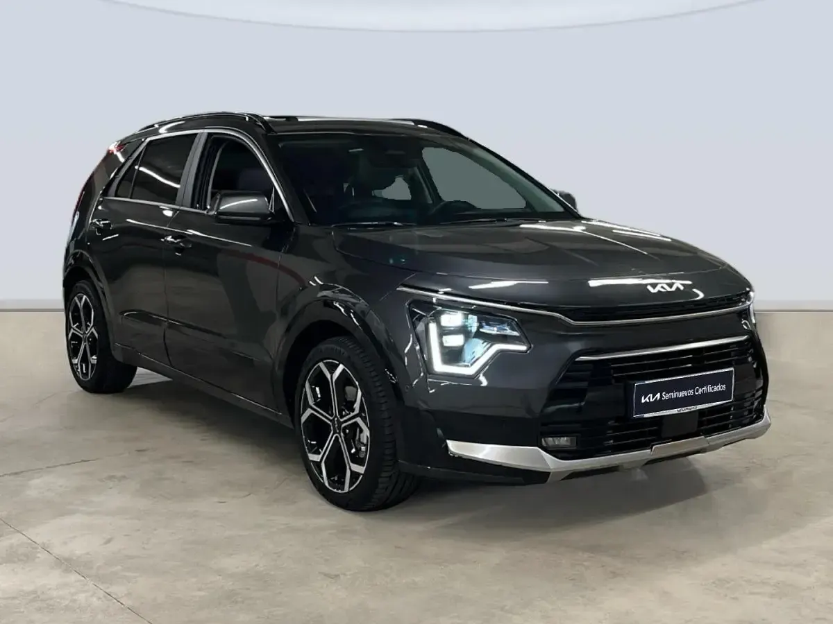 Usado Kia Niro 129 CV (94 kW) 2025 Blanco SUV