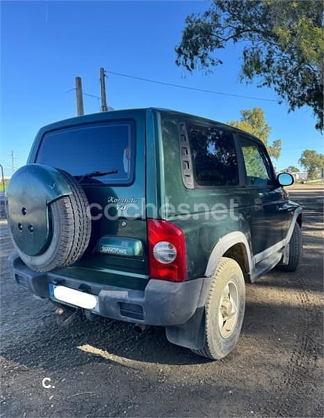 Usado Ssangyong (KGM) Korando 101 CV (74 kW) 2001 Verde SUV