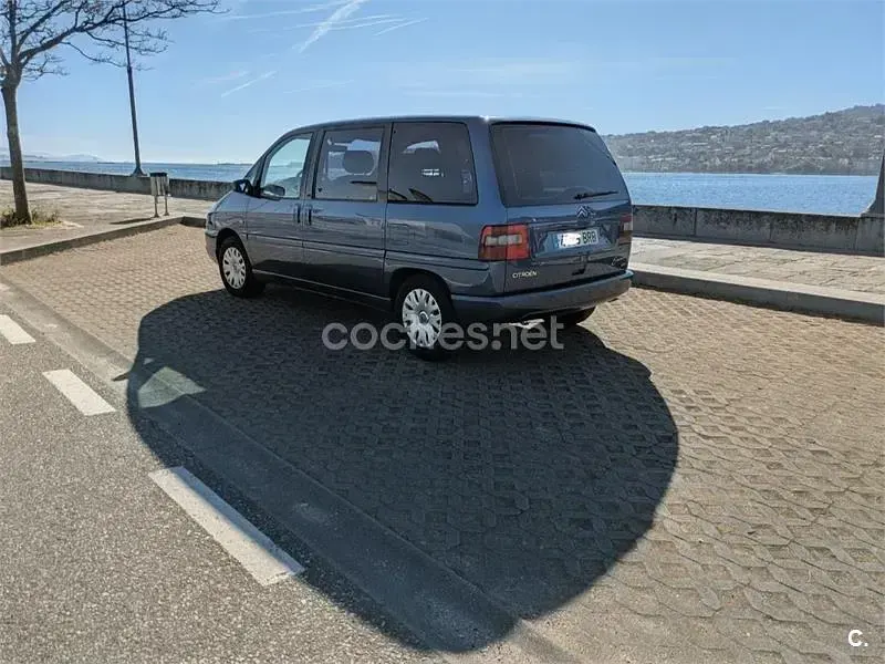 Usado Citroën Evasion 110 CV (80 kW) 2001 Azul Monovolumen