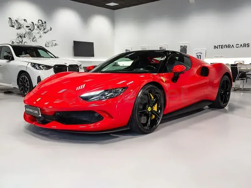 Usado Ferrari 296 842 CV (619 kW) 2024 Rojo Coupe