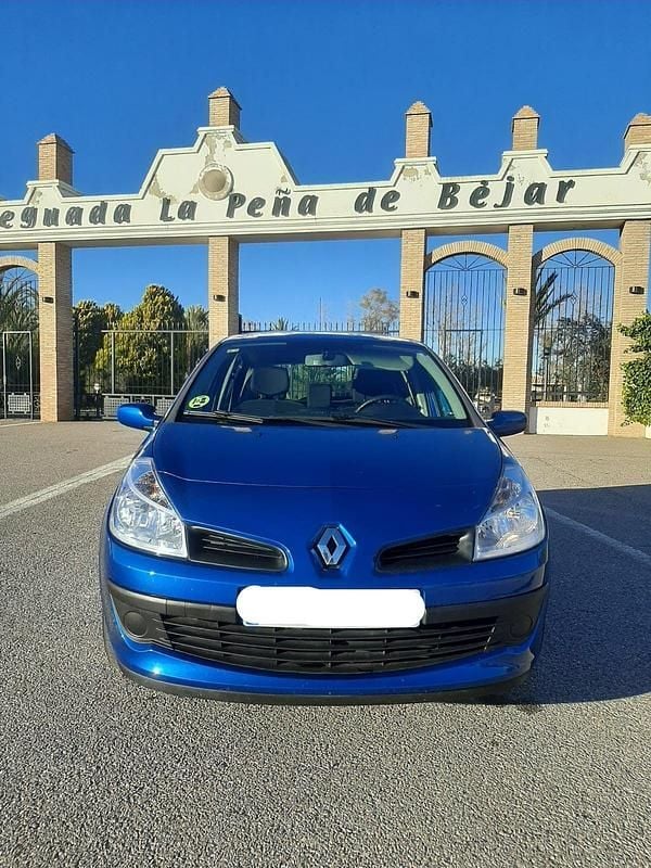 Usado Renault Clio II Authentique 85 CV (62 kW) 2008 Azul Utilitario