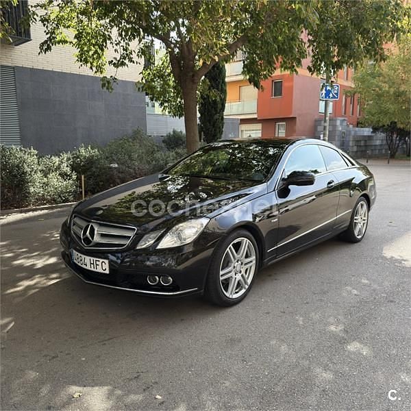 Usado Mercedes E250 204 CV (150 kW) 2009 Negro Coupe